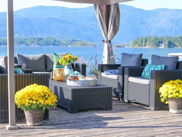 Outdoor-Space-Summer-Entertainment