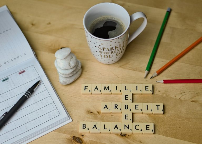 Maintain the Perfect Balance between Work from Home and Family