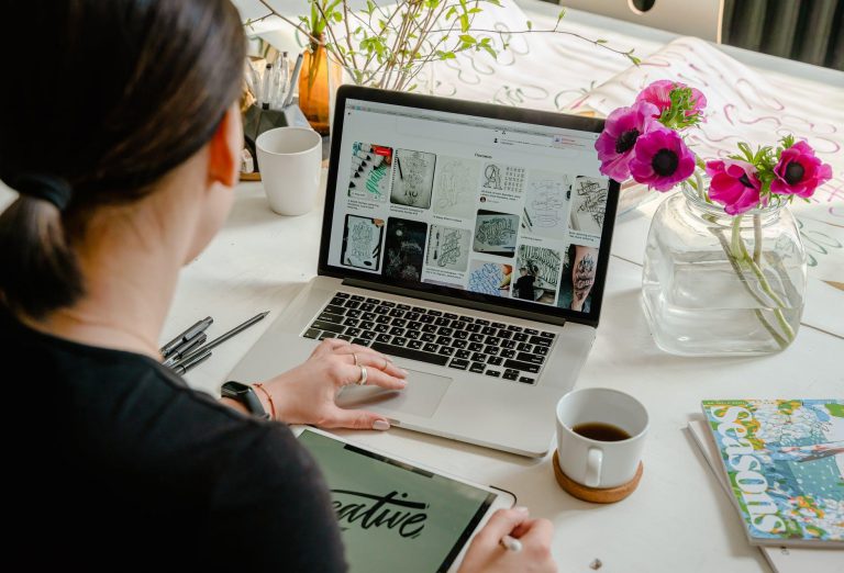 Social Media For Business Growth: 6 Tips to Consider