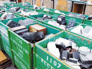 ways tech company can start to reduce e-waste responsibly
