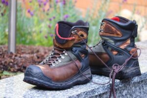 safety boots in industrial applications